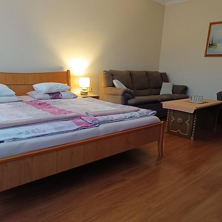 Bed and Breakfast Szilvia Panzio Gyomaendrőd Zewnętrze zdjęcie