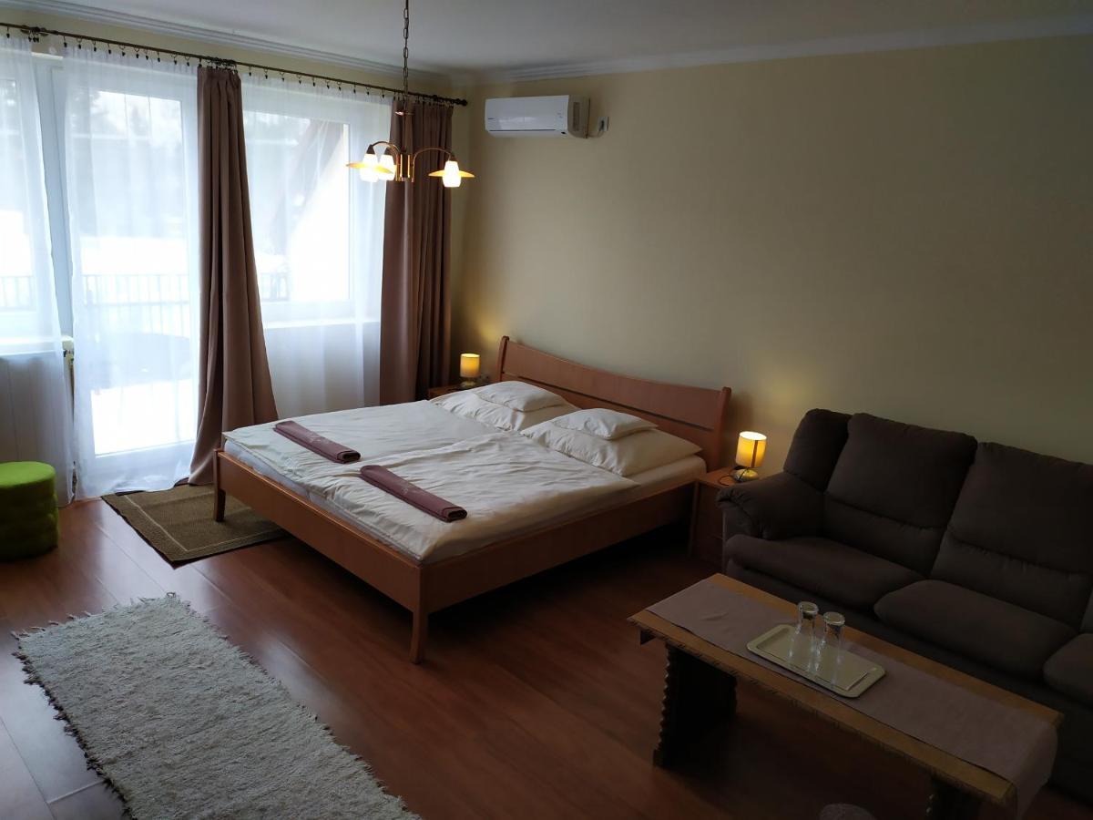 Bed and Breakfast Szilvia Panzio Gyomaendrőd Zewnętrze zdjęcie