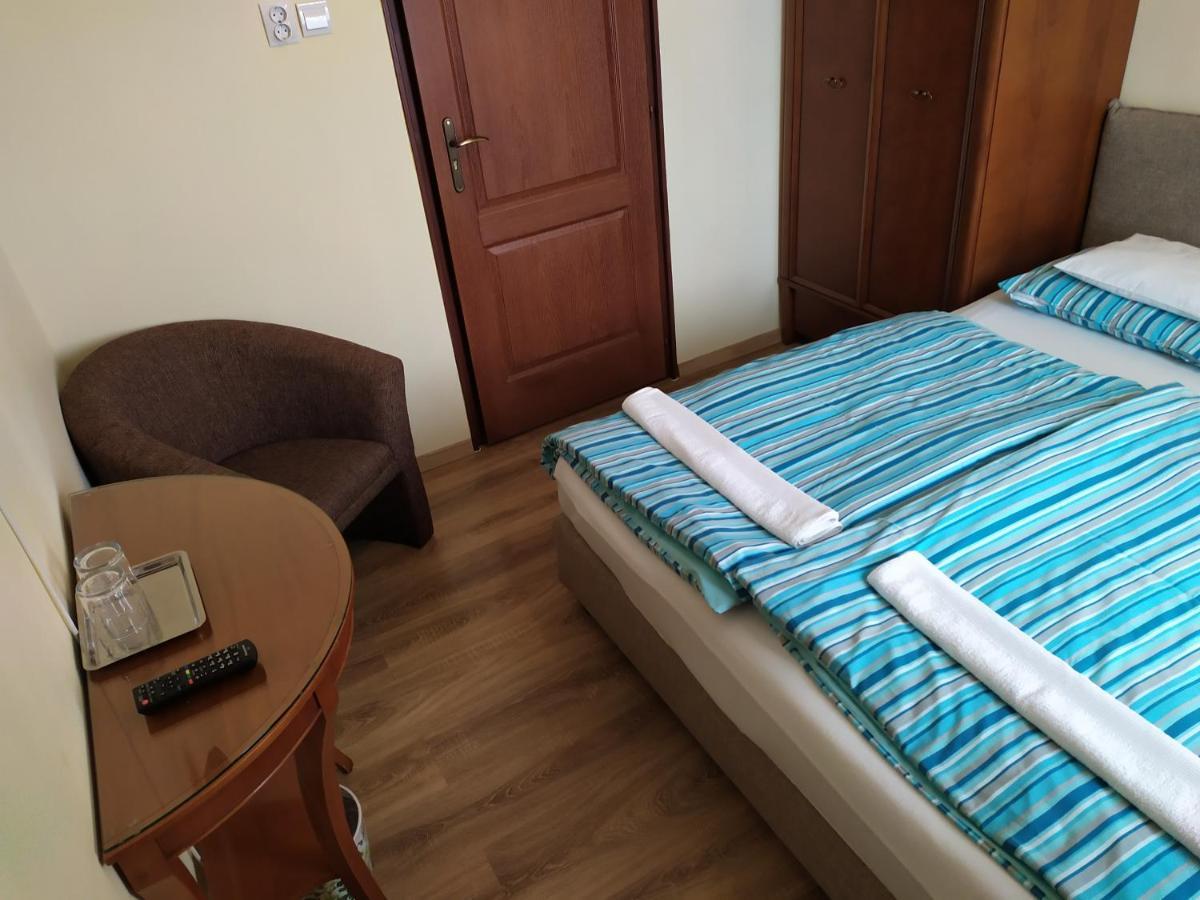 Bed and Breakfast Szilvia Panzio Gyomaendrőd Zewnętrze zdjęcie