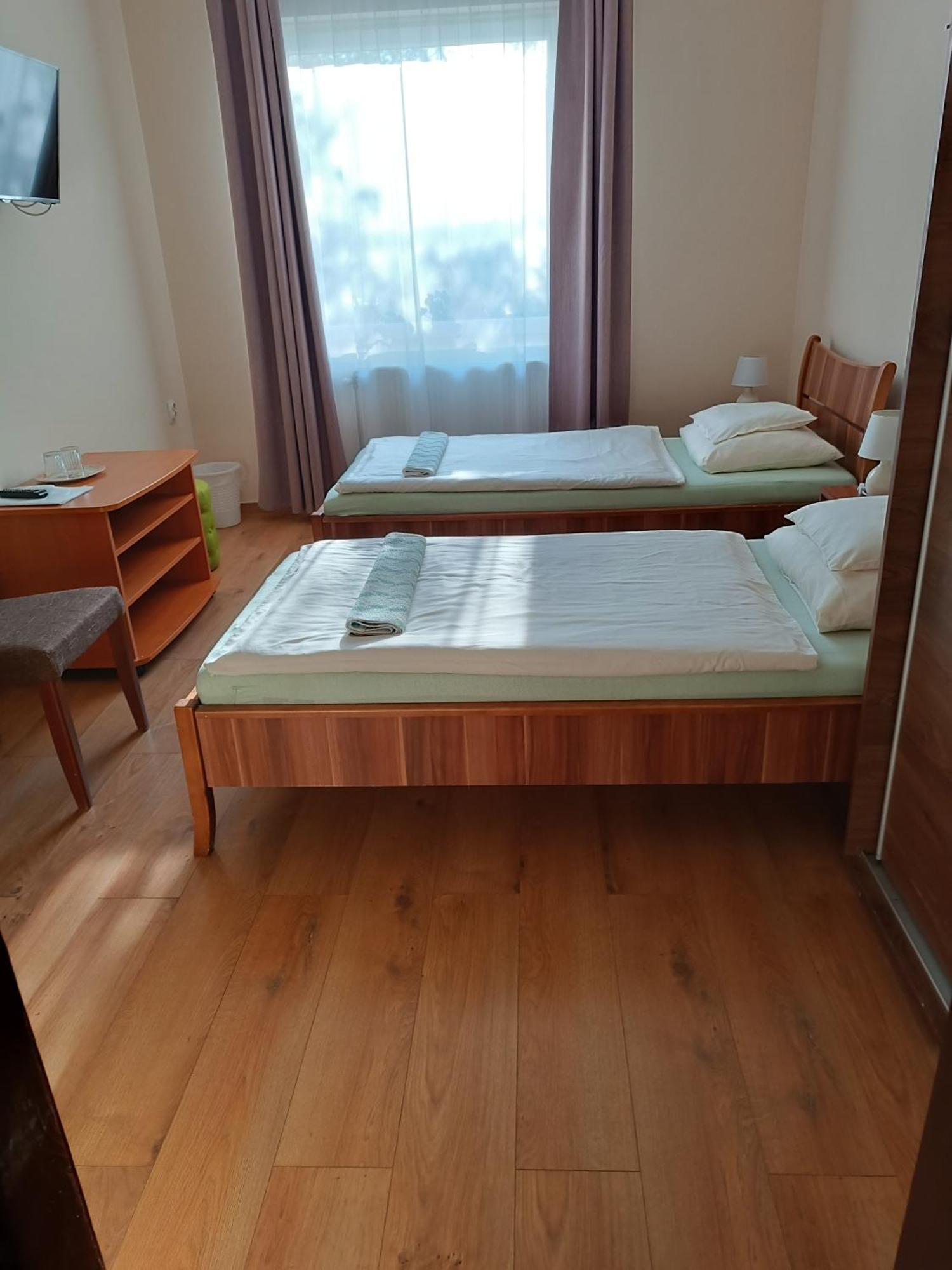 Bed and Breakfast Szilvia Panzio Gyomaendrőd Zewnętrze zdjęcie